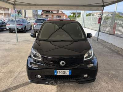 Smart ForTwo BRABUS 109 CV XCLUSIVE CABRIO Nero usata Qualiano