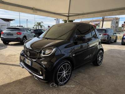 Smart ForTwo BRABUS 109 CV XCLUSIVE CABRIO Nero usata Qualiano