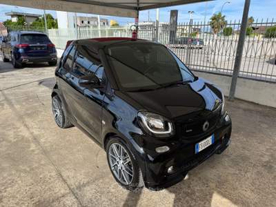 Smart ForTwo BRABUS 109 CV XCLUSIVE CABRIO Nero usata Qualiano