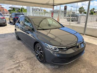 Volkswagen Golf DSG LIFE - MY22 Grigio usata Qualiano