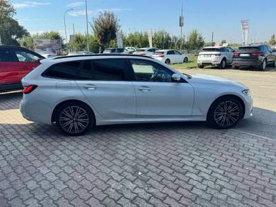 BMW Serie 3 330d d 48V xDrive Msport Bianco usata Bologna