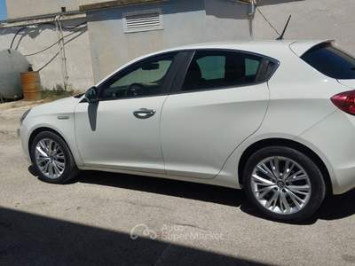 Alfa Romeo Giulietta Progression Bianco usata Modugno