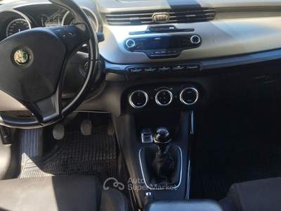 Alfa Romeo Giulietta Progression Bianco usata Modugno