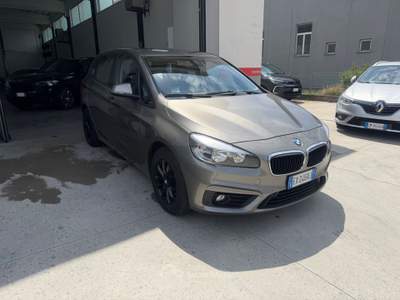 BMW Serie 2 218d 218d Active Tourer Luxury Beige usata Poviglio
