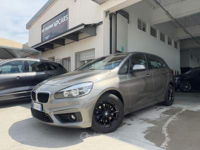 BMW Serie 2 218d 218d Active Tourer Luxury Beige usata Poviglio