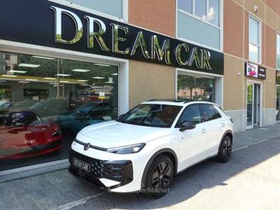 Volkswagen T-Roc 1.5 eTSI ACT 150 CV DSG R-Line TETTO-GANCIO-19" Bianco usata Savona
