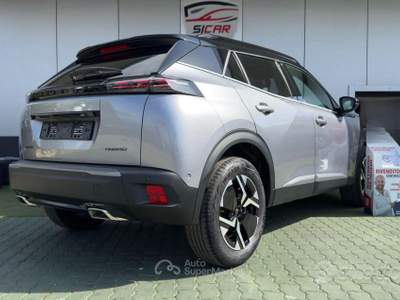 Peugeot 2008 Hybrid 136 e-DCS6 GT usata Napoli