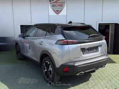 Peugeot 2008 Hybrid 136 e-DCS6 GT usata Napoli
