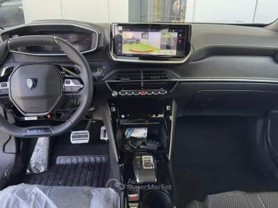 Peugeot 2008 Hybrid 136 e-DCS6 GT usata Napoli