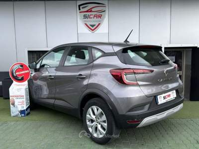 Renault Captur TCE 90 CV INTENS usata Napoli
