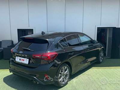 Ford Focus EcoBlue 115 CV automatico 5p. ST- usata Napoli
