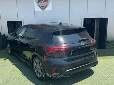 Ford Focus EcoBlue 115 CV automatico 5p. ST- usata Napoli
