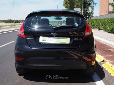 Ford Fiesta  1.2 82 CV 5 porte Titanium Nero usata Bari