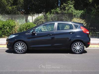 Ford Fiesta  1.2 82 CV 5 porte Titanium Nero usata Bari