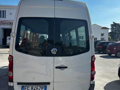 Volkswagen Crafter 35 2.5 TDI 136CV PL-TA Kombi Bianco usata CASTENASO