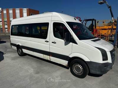 Volkswagen Crafter 35 2.5 TDI 136CV PL-TA Kombi Bianco usata CASTENASO