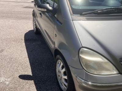 Mercedes-Benz Classe A vendo Argento usata Trento
