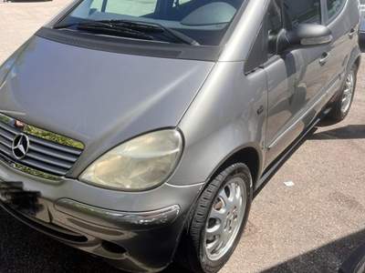 Mercedes-Benz Classe A vendo Argento usata Trento