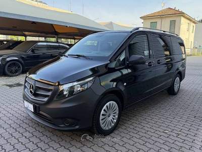 Mercedes-Benz Vito 2.0 116 CDI Tourer Long 9 POSTI TELECAMERA PELLE Nero usata Monza