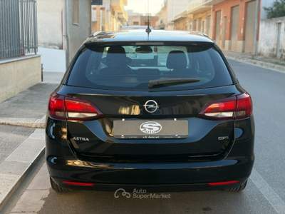 Opel Astra 1.6 CDTI Sportour Cosmo Nero usata San Michele Salentino