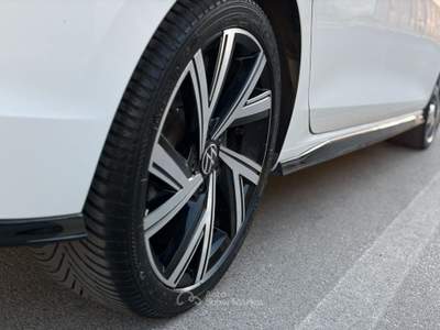 Volkswagen Golf 2.0 TDI 150 CV R-Line Bianco usata San Michele Salentino