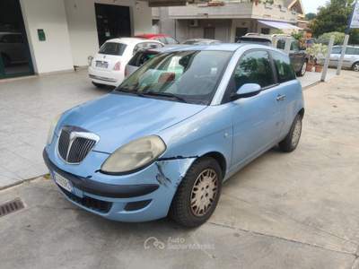 Lancia Ypsilon 1.3 Multijet 16V Oro Blu/Azzurro usata Cappelle sul Tavo