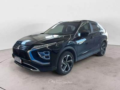 Mitsubishi Eclipse Cross 2.4 phev Instyle 4wd Nero usata Milano