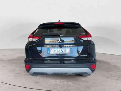 Mitsubishi Eclipse Cross 2.4 phev Instyle 4wd Nero usata Milano
