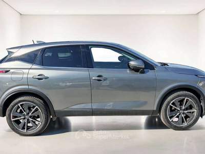 Nissan Qashqai Qashqai III 2021 1.3 mhev Visia 2wd 140cv Grigio usata Massarosa