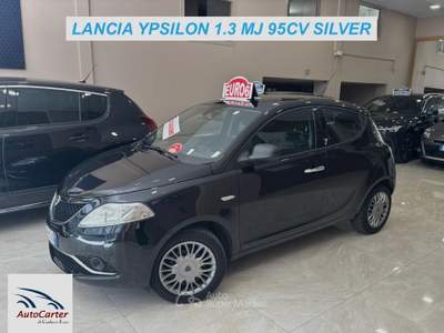 Lancia Ypsilon 1.3 DIESEL 95CV **EURO 6* Nero usata Gravina in Puglia
