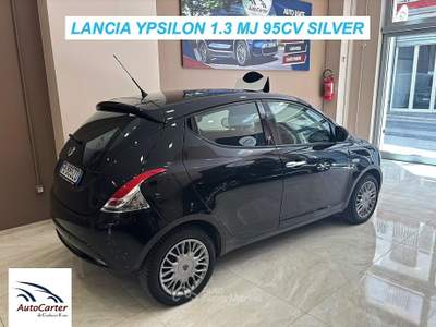 Lancia Ypsilon 1.3 DIESEL 95CV **EURO 6* Nero usata Gravina in Puglia