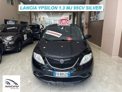 Lancia Ypsilon 1.3 DIESEL 95CV **EURO 6* Nero usata Gravina in Puglia