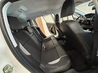 Peugeot 2008 1.6 DIESEL ALLURE*PERFETTA* Bianco usata Gravina in Puglia