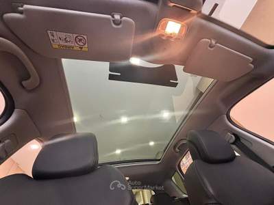 Peugeot 3008 1.6 DIESEL**TETTO**COME NUOVA Nero usata Gravina in Puglia