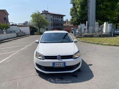 Volkswagen Polo 5p 1.2 Comfortline 70cv NEOPATENTATI Bianco usata Treviglio