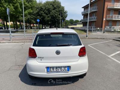 Volkswagen Polo 5p 1.2 Comfortline 70cv NEOPATENTATI Bianco usata Treviglio