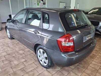 Kia Cerato 1.5 crdi 16v*NEOPATENTATI Grigio usata Carvico
