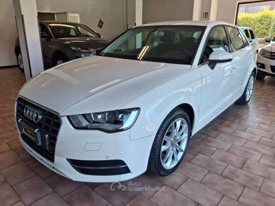 Audi A3 Sportback 1.6 tdi Business *NEOPATENTATI Bianco usata Carvico