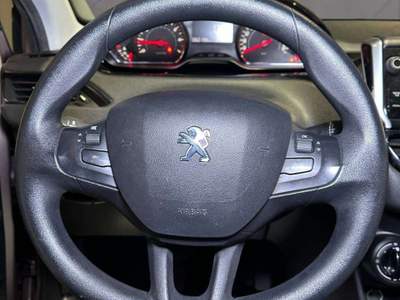Peugeot 208 5p 1.2 puretech (vti) 12v Active usata Vercelli