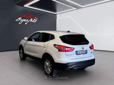 Nissan Qashqai 1.5 dci Tekna 110cv usata Vercelli