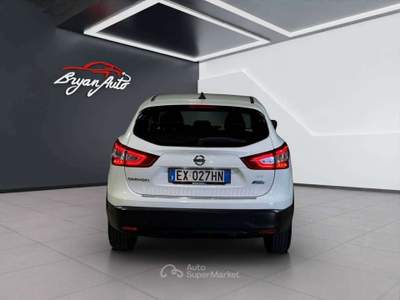Nissan Qashqai 1.5 dci Tekna 110cv usata Vercelli
