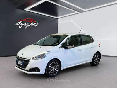 Peugeot 208 5p 1.6 bluehdi Allure 75cv(NEOPATENTATI) usata Vercelli
