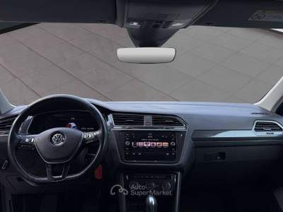Volkswagen Tiguan 1.4 tsi Executive 150cv dsg usata Vercelli
