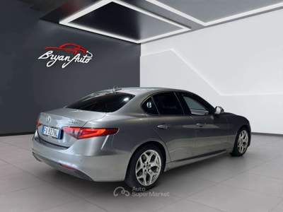 Alfa Romeo Giulia 2.2 t Sport Tech 160cv AT8 usata Vercelli