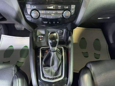 Nissan Qashqai 1.5 dci Tekna  115cv dct c/propilot pack usata Vercelli