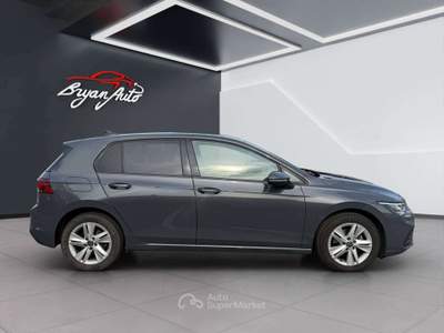 Volkswagen Golf 2.0 tdi Life 150cv dsg usata Vercelli