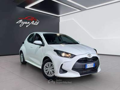 Toyota Yaris 1.5h Active e-cvt *PROMO* IVA ESPOSTA usata Vercelli