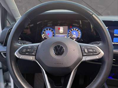 Volkswagen Golf 1.5 etsi evo Style 150cv dsg usata Vercelli