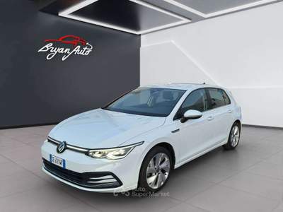Volkswagen Golf 1.5 etsi evo Style 150cv dsg usata Vercelli