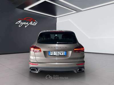 Porsche Cayenne 3.0 tiptronic usata Vercelli